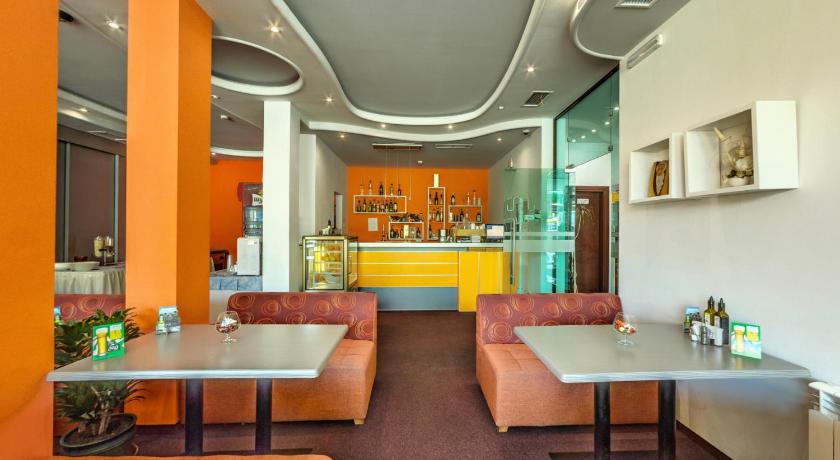 Hotel Vitosha Tulip - image 4