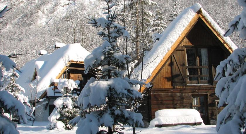 ソチャ Pristava Lepena Village 4つ星 ゲストハウス 外観