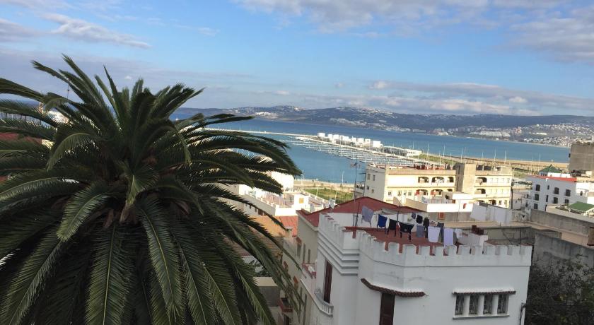 Image of Deluxe Double Room with Terrace and Sea View with shared bathroom 9