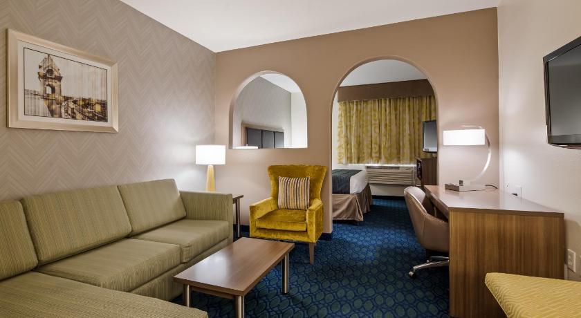 Best Western Plus Tulsa Inn and Suites