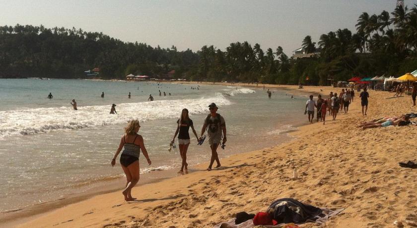 Mila Rest Garden Plage De Mirissa Mirissa Sri Lanka