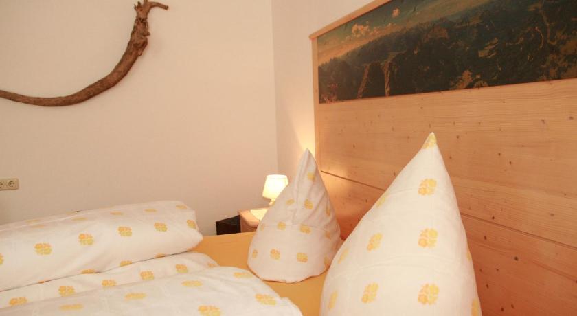 Image of Double Room with Terrace 3