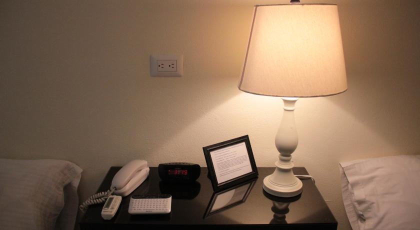 Image of Deluxe Twin Room 12