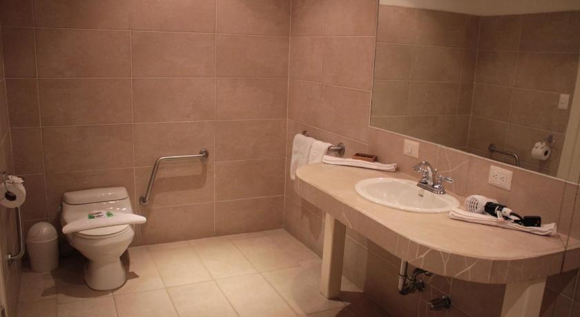Image of King Room - Disability Access 5