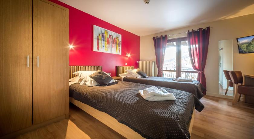 Image of Small Twin Room 7
