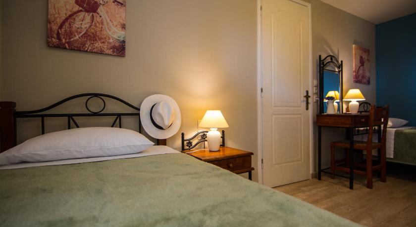 Image of Standard Apartment with Sea view 4