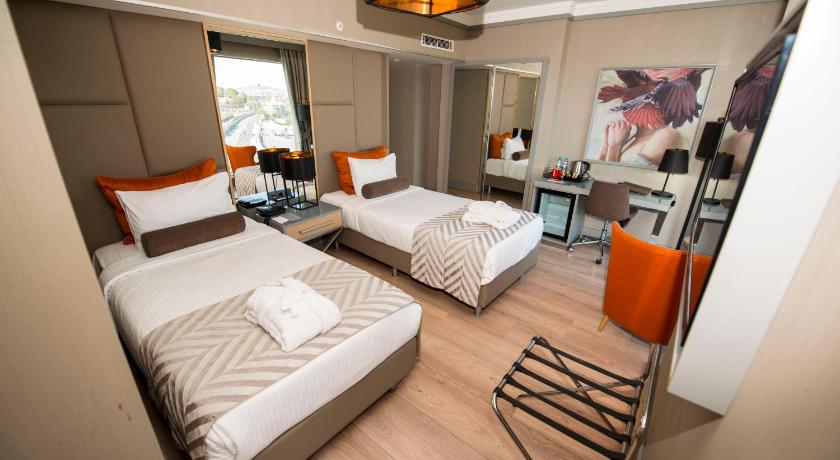 Image of Deluxe Double Sea View 9
