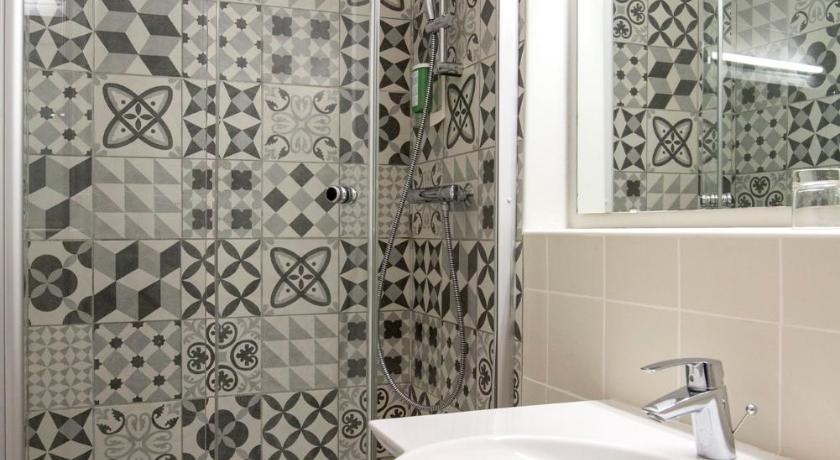 Hotel Raymond 4 Toulouse
