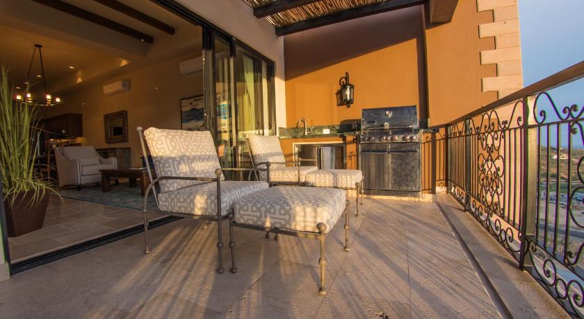 Quivira Los Cabos Condos and Homes -Vacation Rentals in
