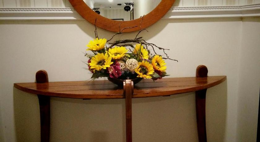Wifi Boutique Hotel - image 22