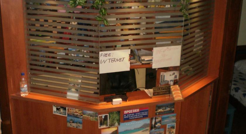 Pia Rooms photo