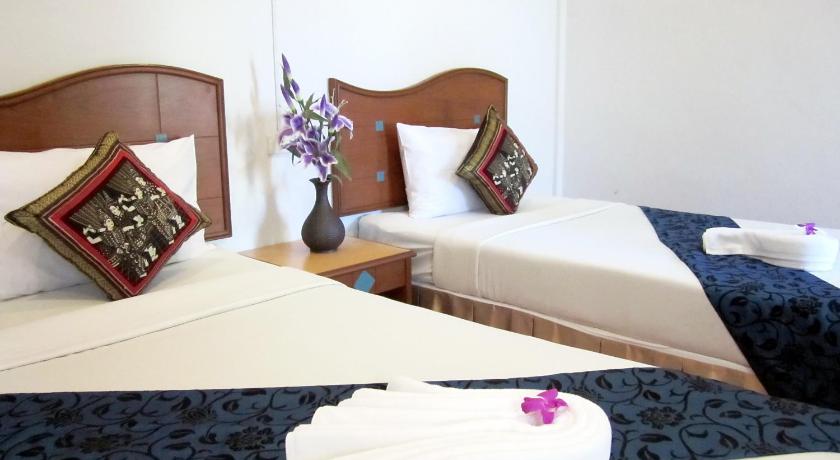 Image of Deluxe Family Suite 3