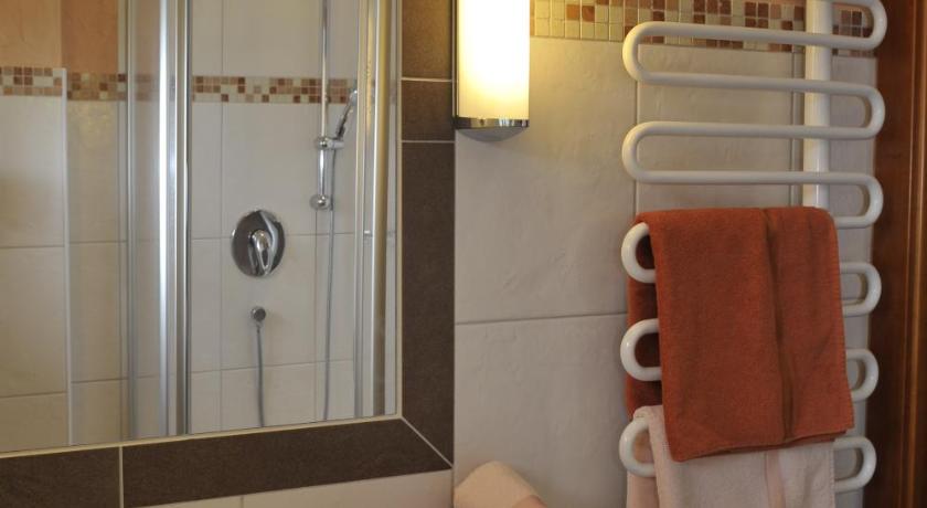 Image of Large Two-Bedroom Apartment with Balcony 14