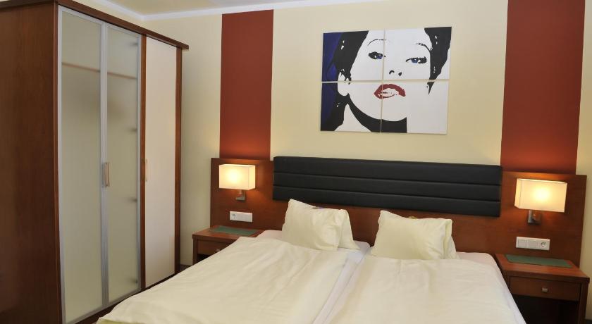 Image of Large Two-Bedroom Apartment with Balcony 8
