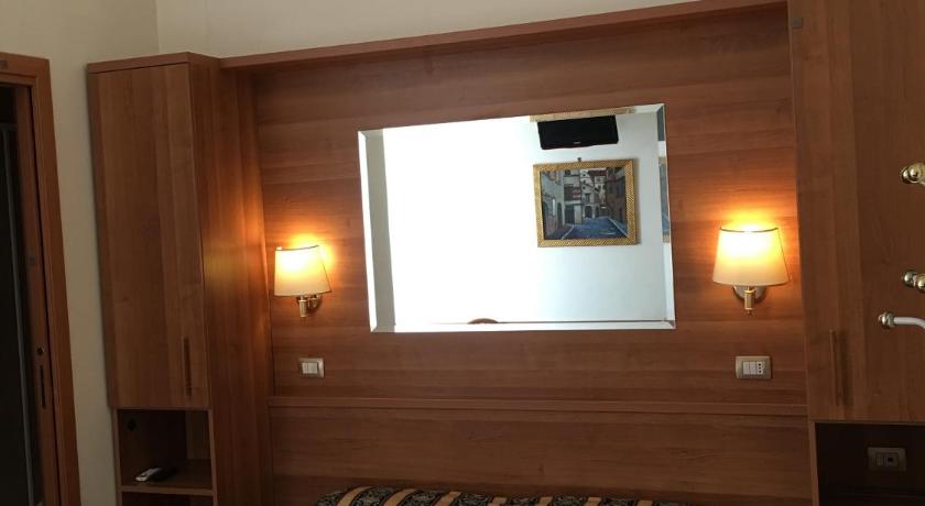 Hotel Bolognese