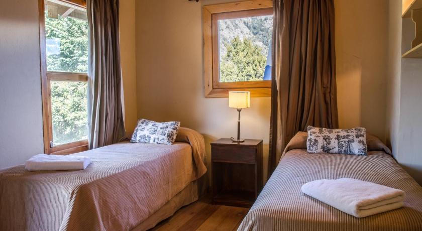Image of Two-Bedroom Apartment with Lake View 5