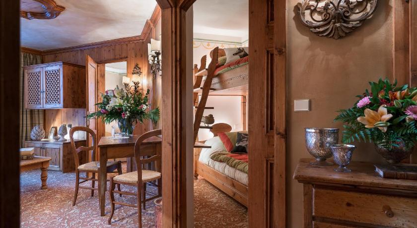 Image of Two-Bedroom Suite 6