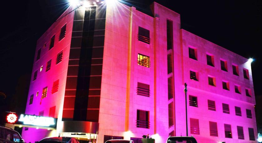 Al Tayeb Hotel - image 2