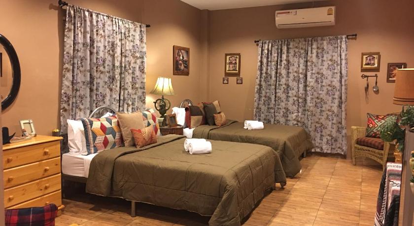 Image of Standard Quadruple Room 5