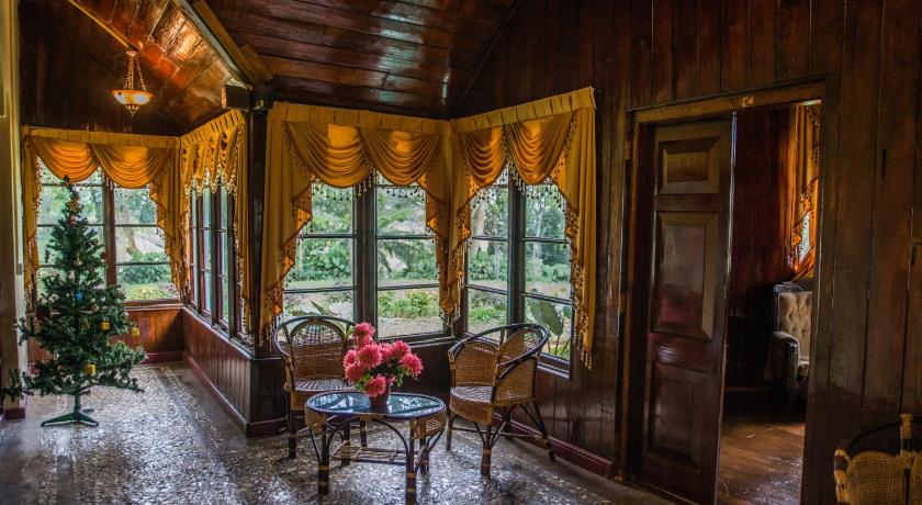 Royal Majesty Bungalow photo