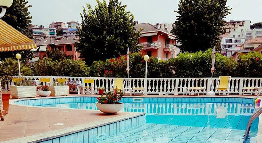 Hotel Arcobaleno