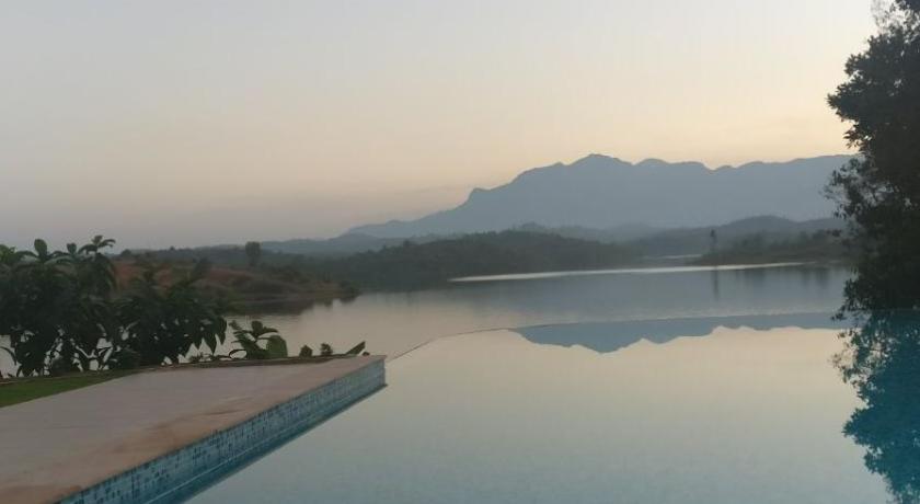 LakeRose Wayanad Resort