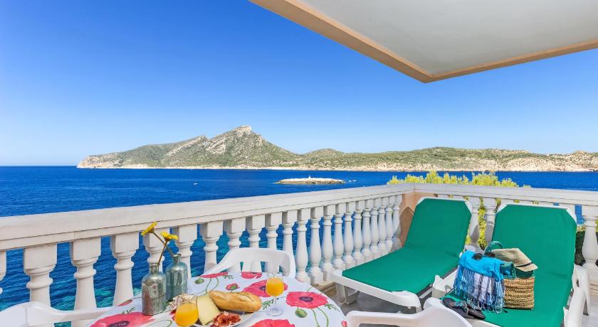 Apartamentos Amores San Telmo — Hotel in Majorca