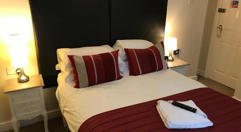 Clayhanger Guest House photo