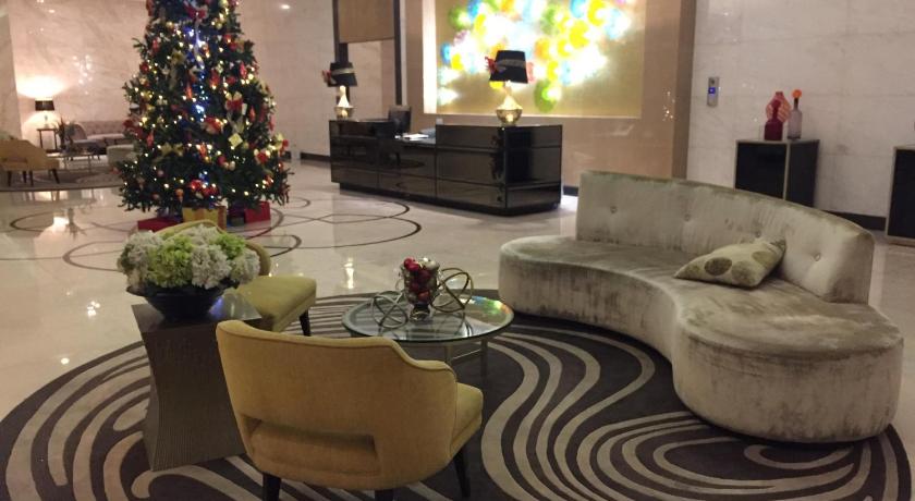 Venice Luxury Studio w/Balcony @McKinley Hill photo