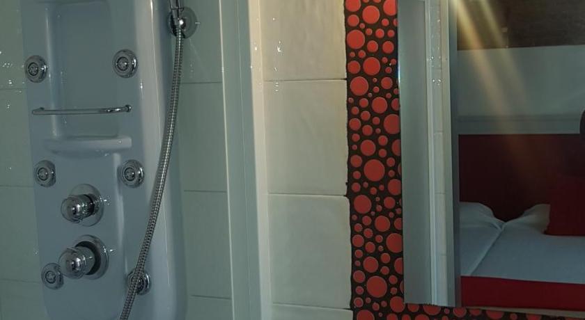 Immagine di Camera Matrimoniale Superior (Superior Double Room) 8