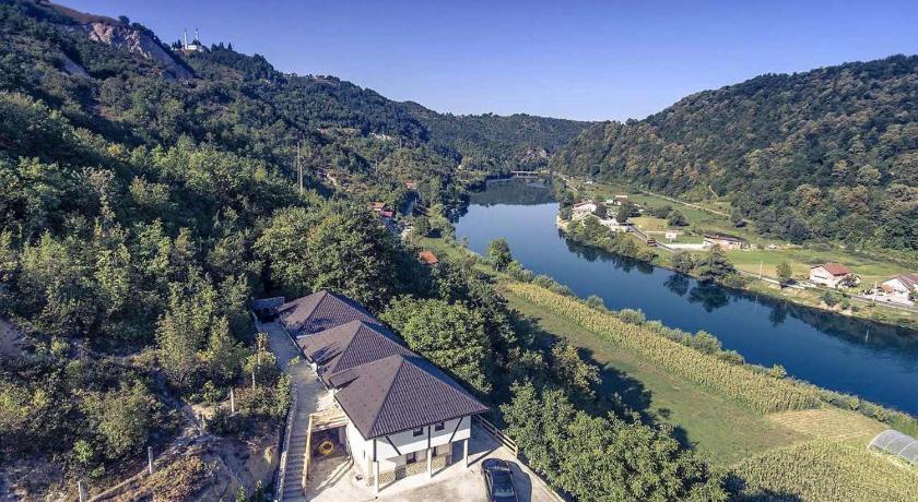 6 New River View Apartments — Hotel in Bihac