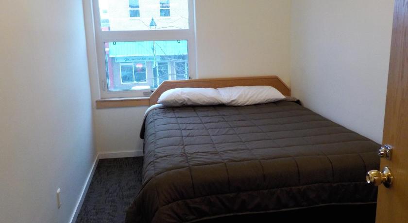 Vernon Hostel photo