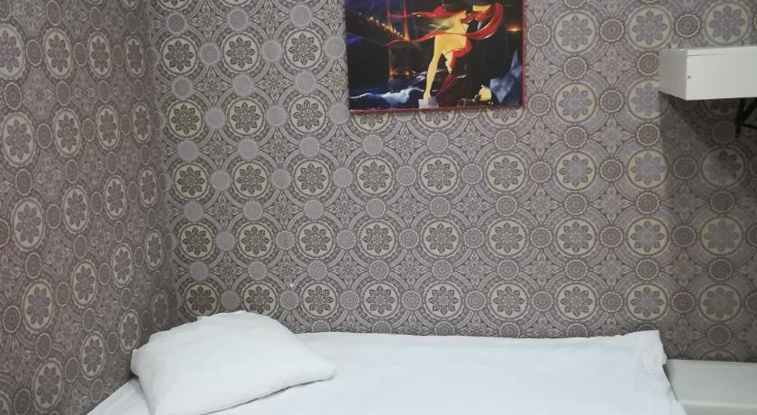 Airport City Lodge photo