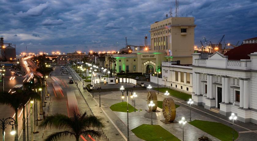 Hotel Puerta de Mar