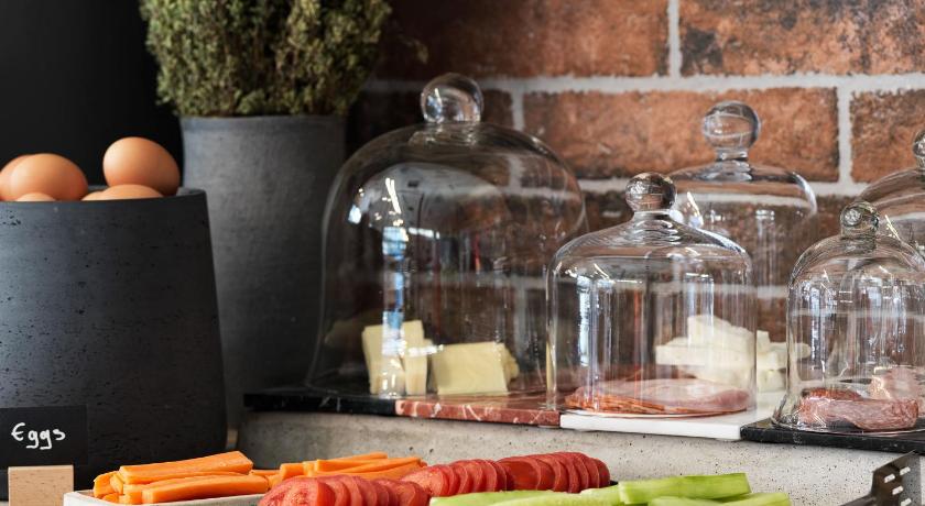 18 Micon Street - image 12