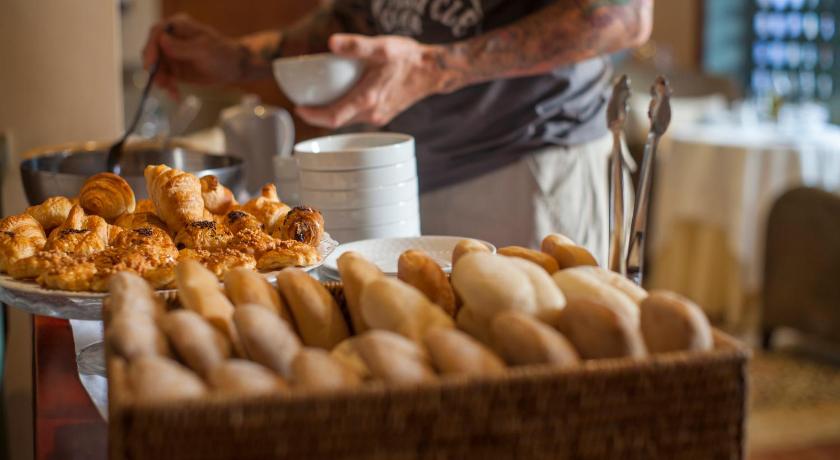 塞维利亚 LA CASA DEL MAESTRO 1星级 酒店 套房