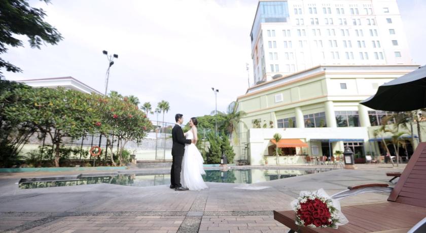 Grand Candi Hotel - image 30
