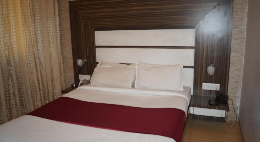 Hotel Khandesh Residency