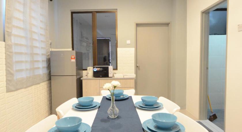 イポー Decozy Homestay (10-14pax++) 3つ星 シングルルーム レストラン