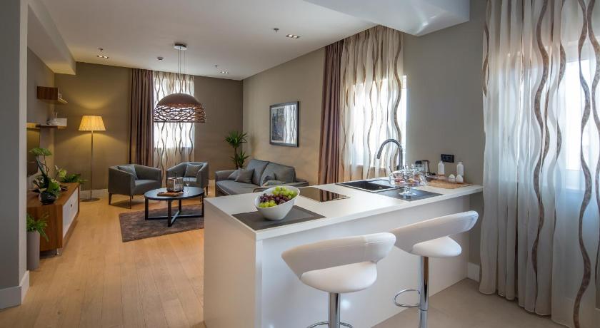 Image of Premium Suite 0