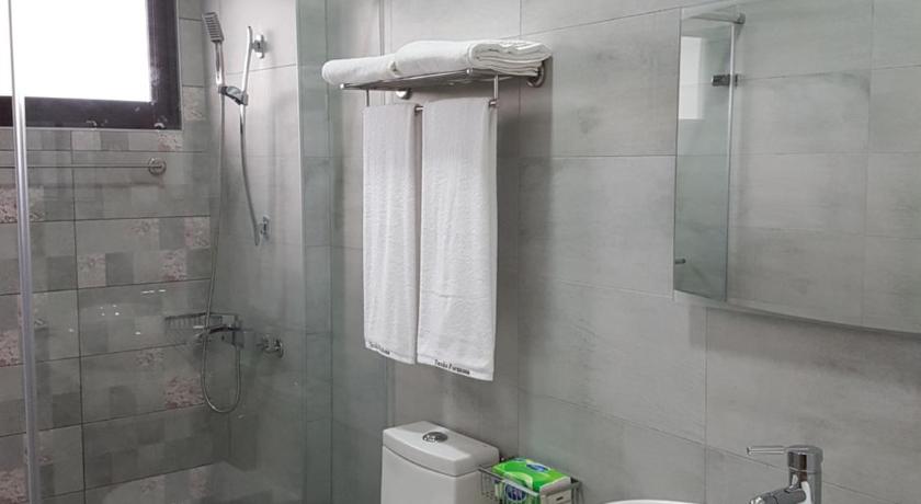 Image of Standard Quadruple Room 2