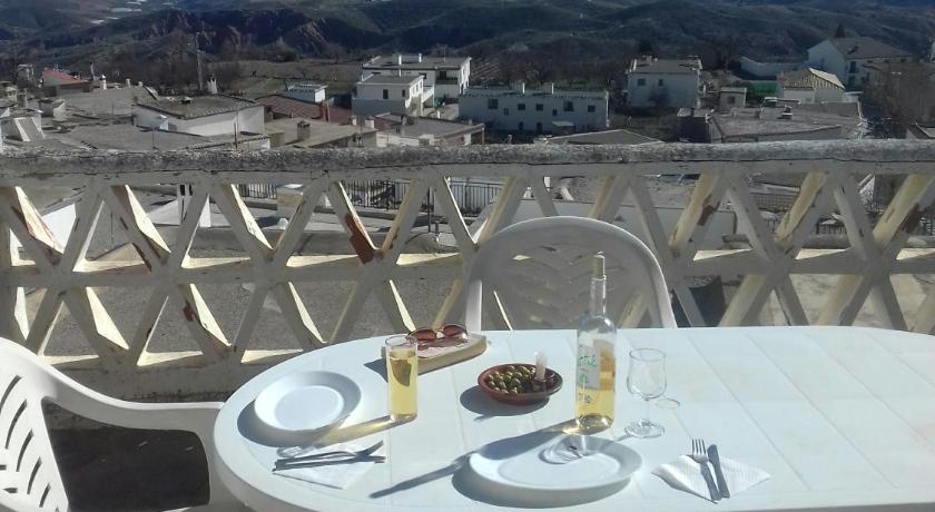 アルプハラ・デ・ラ・シエラ El Tinao 3つ星 ホテル 外観