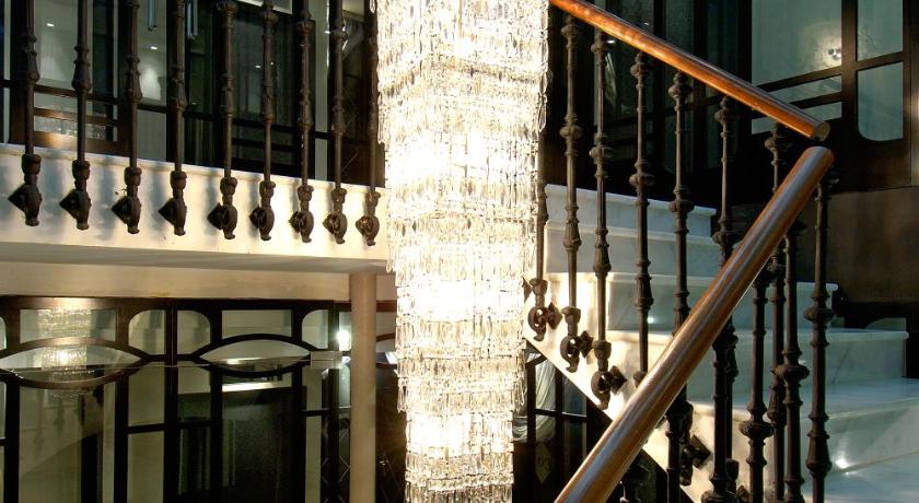 Vincci Palace Hotel