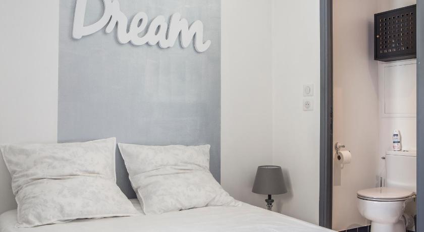Image of One-Bedroom Apartment 13