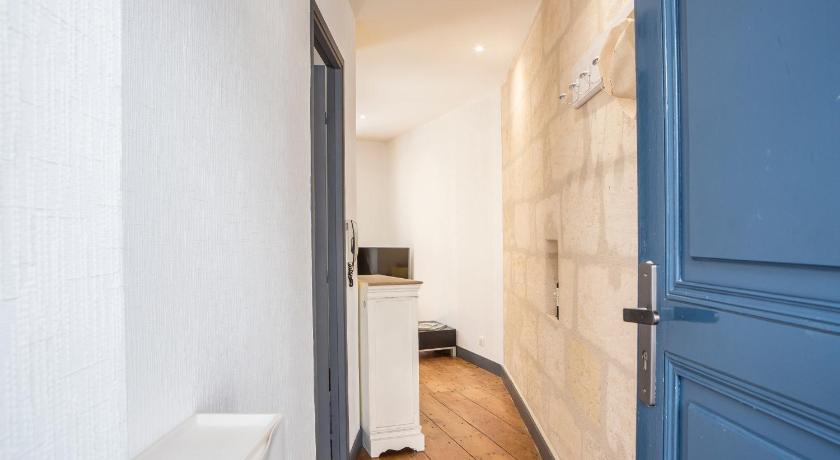 Image of One-Bedroom Apartment 7