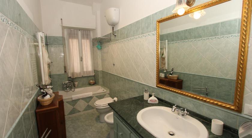 Pacinotti Flats photo
