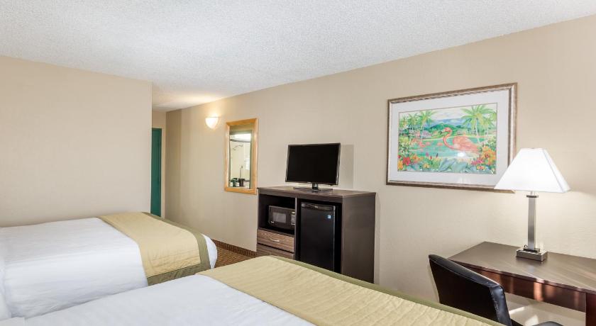 Baymont by Wyndham Fort Myers Airport