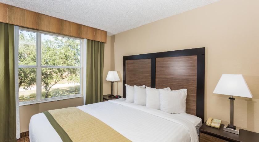 Baymont by Wyndham Fort Myers Airport