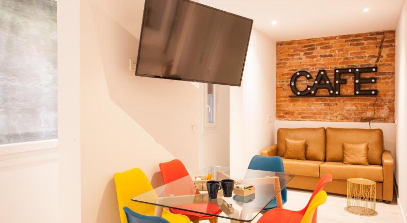 Baps Apartaments 2 — Hotel in Bilbao