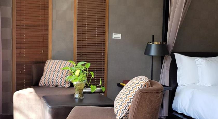 Image of King Room with Garden View 7